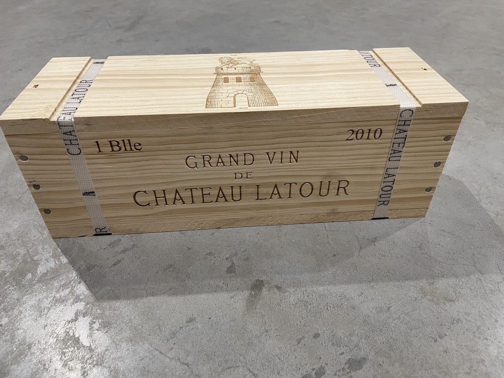 "2010 Latour ex-Château 2022"